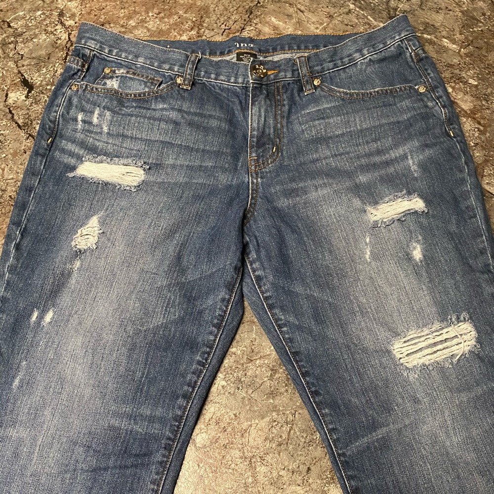 A.N.A. Distressed jeans